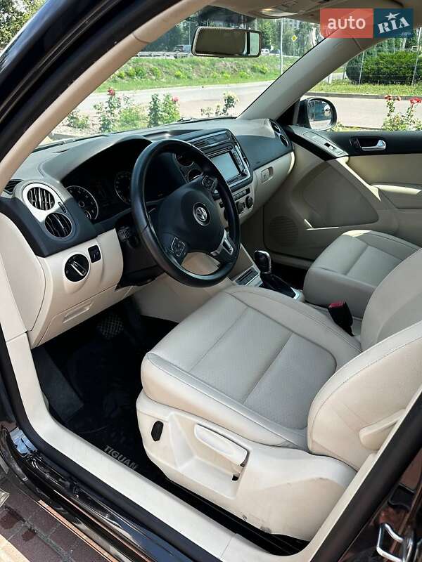 Внедорожник / Кроссовер Volkswagen Tiguan 2013 в Полтаве