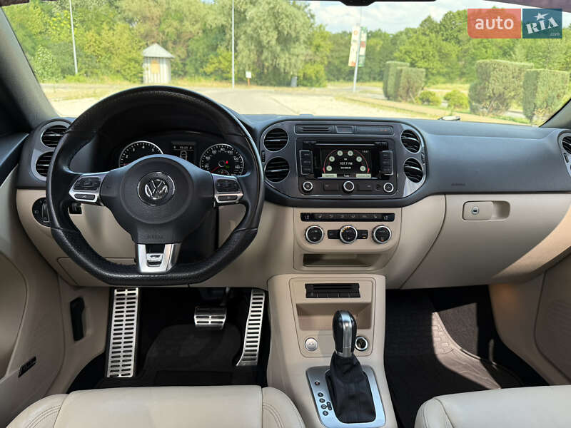 Внедорожник / Кроссовер Volkswagen Tiguan 2014 в Днепре