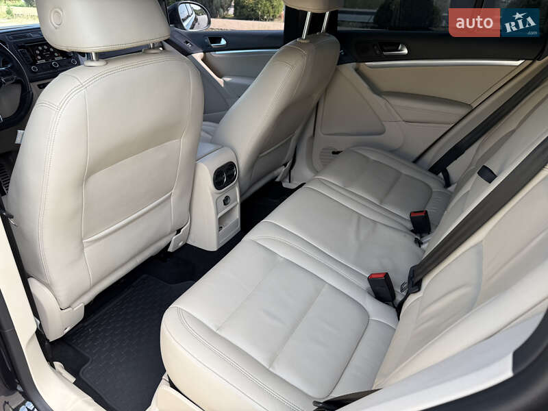 Внедорожник / Кроссовер Volkswagen Tiguan 2014 в Днепре