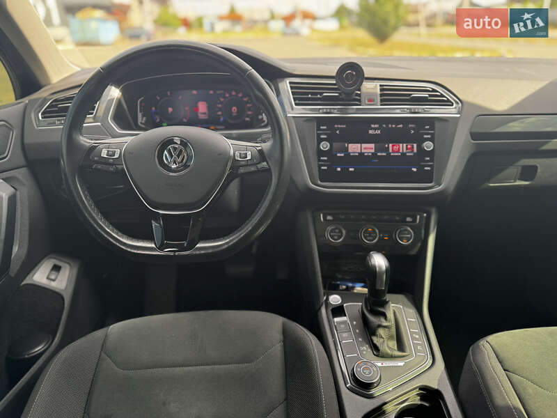 Внедорожник / Кроссовер Volkswagen Tiguan 2020 в Киеве