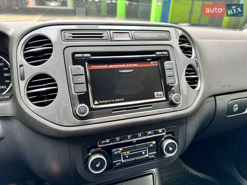Внедорожник / Кроссовер Volkswagen Tiguan 2012 в Киеве