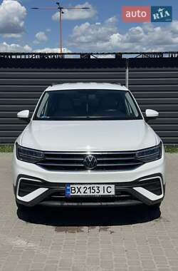 Позашляховик / Кросовер Volkswagen Tiguan 2022 в Ірпені