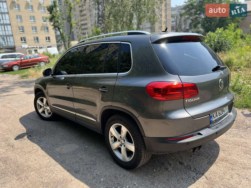 Внедорожник / Кроссовер Volkswagen Tiguan 2015 в Черкассах