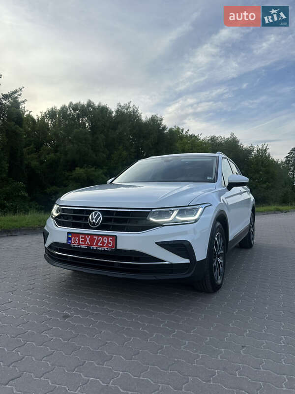 Позашляховик / Кросовер Volkswagen Tiguan 2021 в Бродах