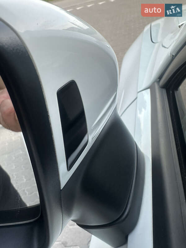 Позашляховик / Кросовер Volkswagen Tiguan 2021 в Бродах