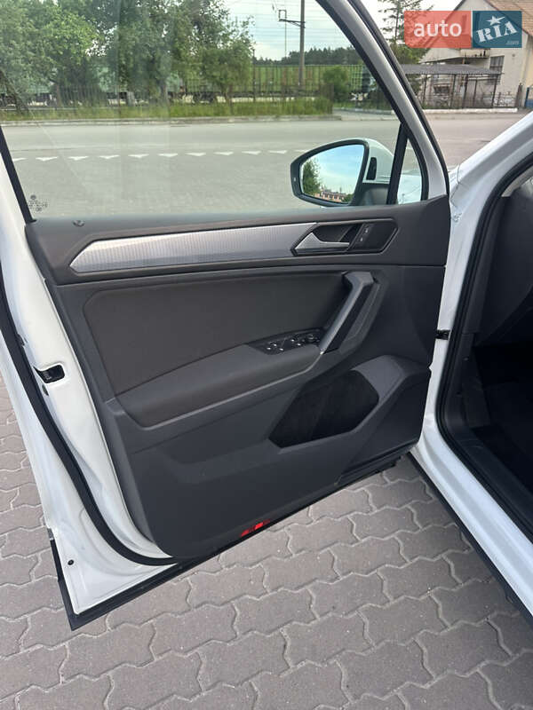 Позашляховик / Кросовер Volkswagen Tiguan 2021 в Бродах