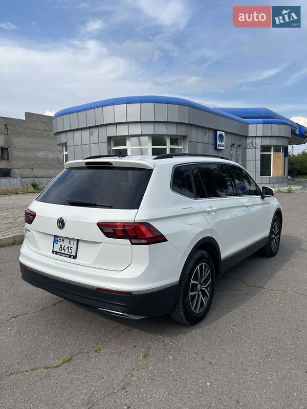 Внедорожник / Кроссовер Volkswagen Tiguan 2020 в Ахтырке