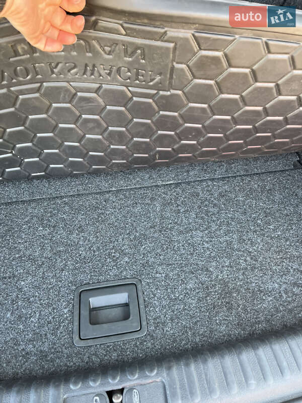 Позашляховик / Кросовер Volkswagen Tiguan 2009 в Житомирі фото 10 Позашляховик / Кросовер Volkswagen Tiguan 2009 в Житомирі