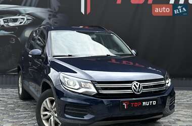 Позашляховик / Кросовер Volkswagen Tiguan 2016 в 