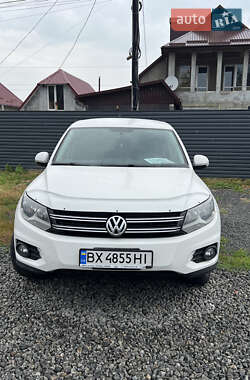 Позашляховик / Кросовер Volkswagen Tiguan 2013 в 