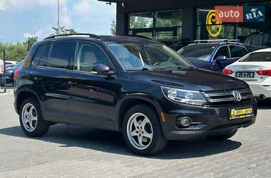 Внедорожник / Кроссовер Volkswagen Tiguan 2016 в Черновцах
