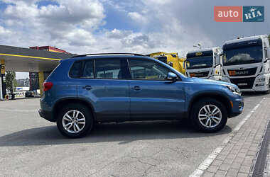 Позашляховик / Кросовер Volkswagen Tiguan 2016 в 