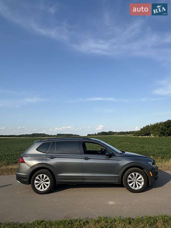 Внедорожник / Кроссовер Volkswagen Tiguan 2017 в Лубнах фото 8 Внедорожник / Кроссовер Volkswagen Tiguan 2017 в Лубнах