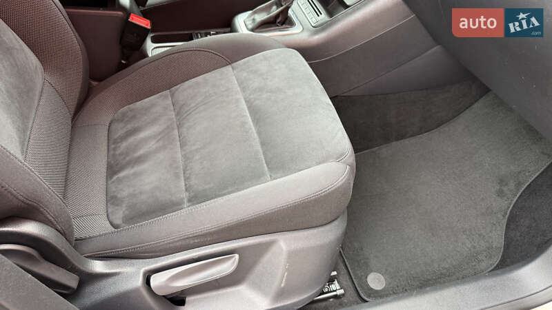 Внедорожник / Кроссовер Volkswagen Tiguan 2013 в Киеве