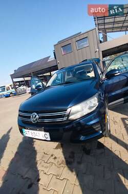 Внедорожник / Кроссовер Volkswagen Tiguan 2016 в 