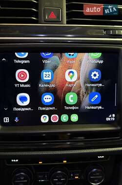 Внедорожник / Кроссовер Volkswagen Tiguan 2016 в 