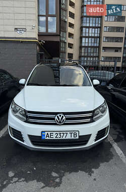 Позашляховик / Кросовер Volkswagen Tiguan 2016 в Вінниці
