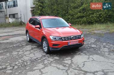 Внедорожник / Кроссовер Volkswagen Tiguan 2019 в Бориславе