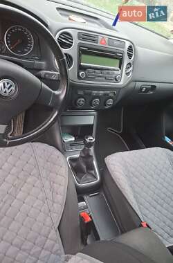 Внедорожник / Кроссовер Volkswagen Tiguan 2009 в 