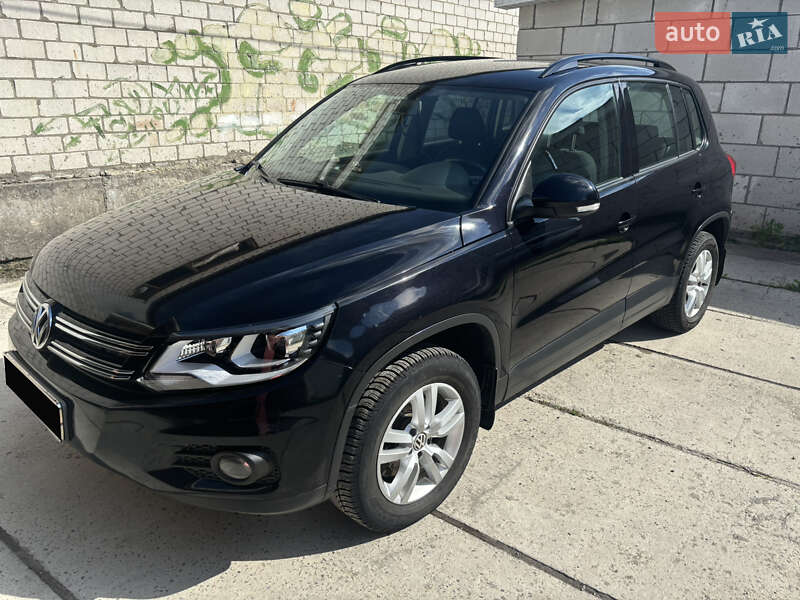 Внедорожник / Кроссовер Volkswagen Tiguan 2012 в Нежине