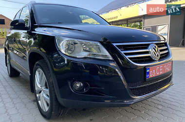 Позашляховик / Кросовер Volkswagen Tiguan 2010 в Луцьку