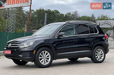 Внедорожник / Кроссовер Volkswagen Tiguan 2017 в Киеве