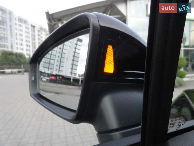 Позашляховик / Кросовер Volkswagen Tiguan 2022 в Луцьку