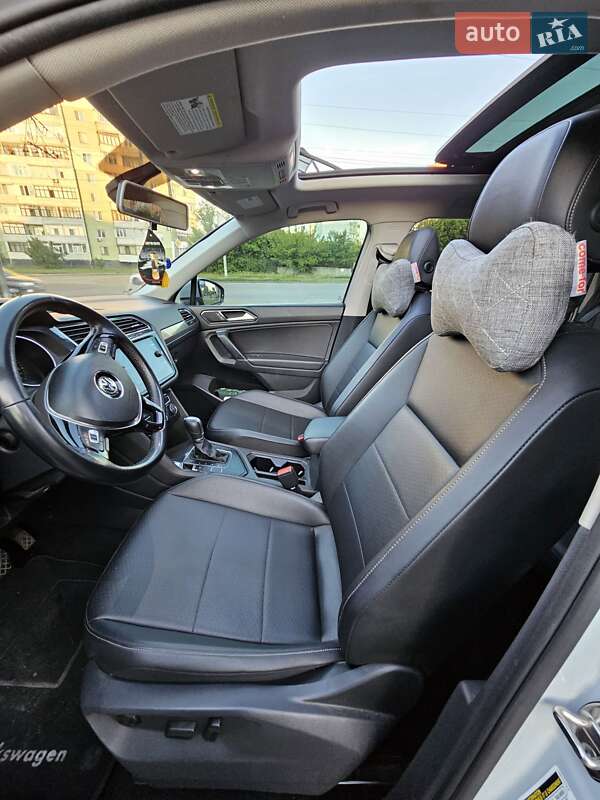 Внедорожник / Кроссовер Volkswagen Tiguan 2018 в Сумах