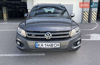 Позашляховик / Кросовер Volkswagen Tiguan 2015 в Львові