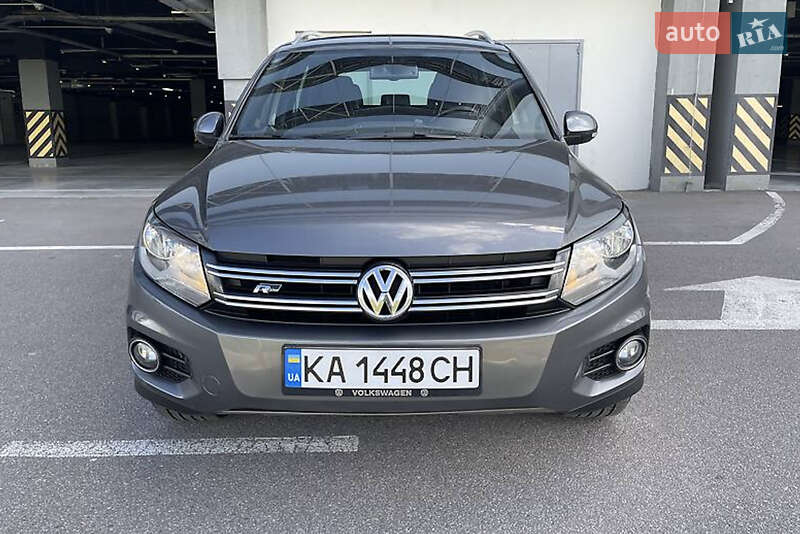 Внедорожник / Кроссовер Volkswagen Tiguan 2015 в Львове
