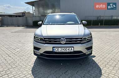 Внедорожник / Кроссовер Volkswagen Tiguan 2019 в Черновцах