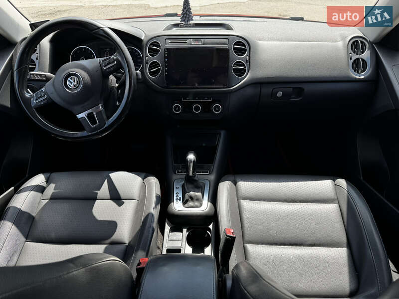 Позашляховик / Кросовер Volkswagen Tiguan 2012 в Чернігові