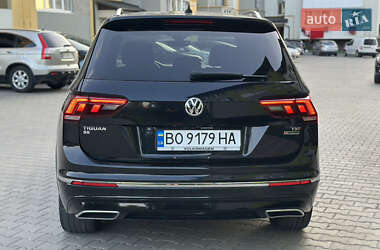 Внедорожник / Кроссовер Volkswagen Tiguan 2018 в 
