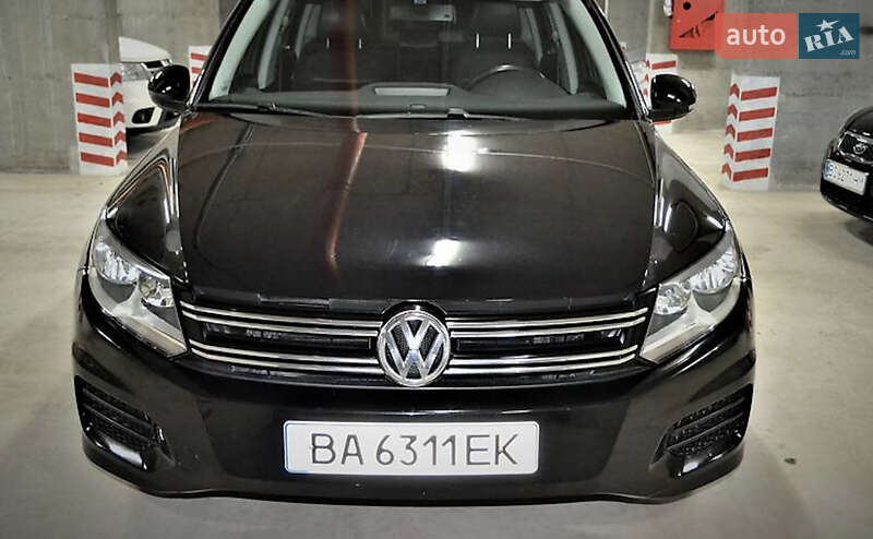 Внедорожник / Кроссовер Volkswagen Tiguan 2016 в Кропивницком