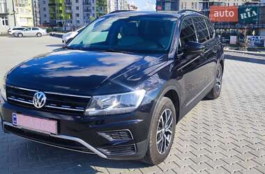Внедорожник / Кроссовер Volkswagen Tiguan 2018 в Львове