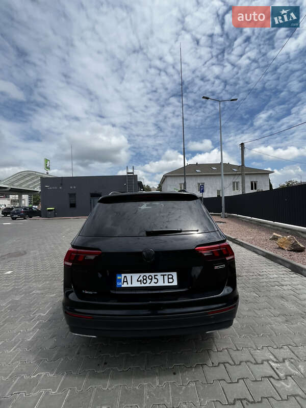 Внедорожник / Кроссовер Volkswagen Tiguan 2020 в Киеве