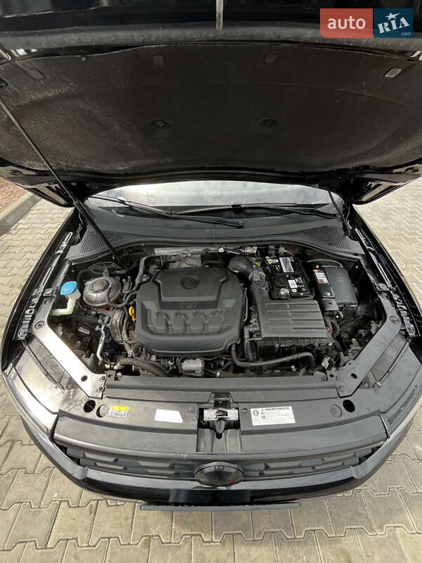 Внедорожник / Кроссовер Volkswagen Tiguan 2020 в Киеве