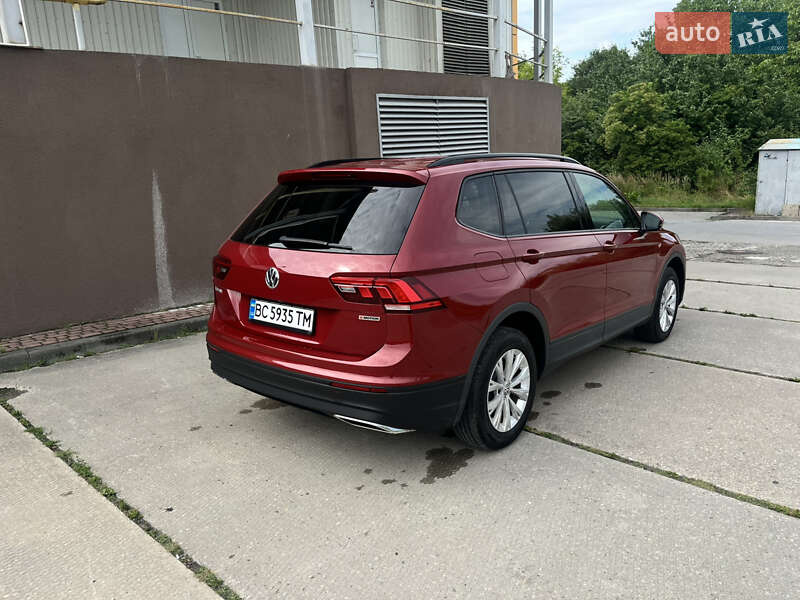 Внедорожник / Кроссовер Volkswagen Tiguan 2019 в Львове