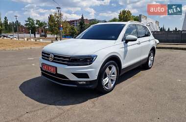 Внедорожник / Кроссовер Volkswagen Tiguan 2020 в Николаеве
