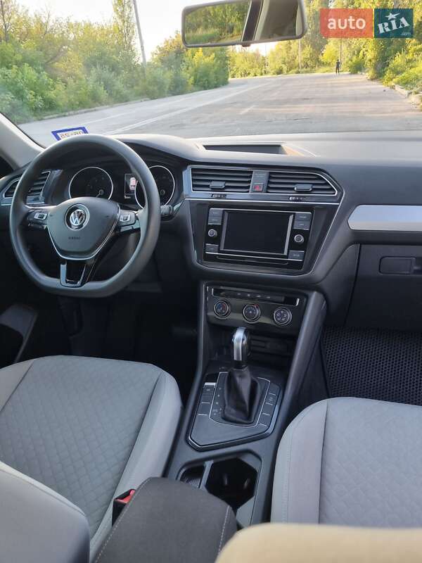 Позашляховик / Кросовер Volkswagen Tiguan 2018 в Харкові