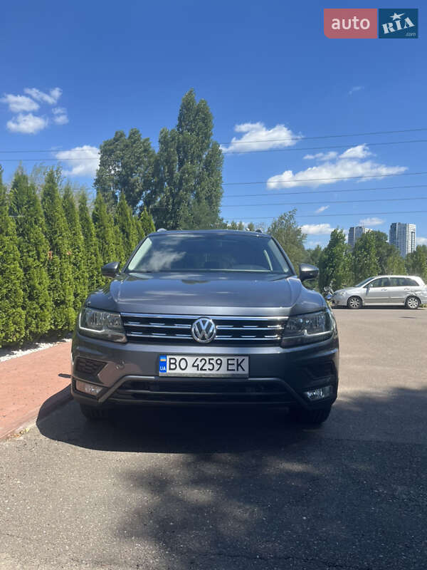 Внедорожник / Кроссовер Volkswagen Tiguan 2019 в Киеве фото 7 Внедорожник / Кроссовер Volkswagen Tiguan 2019 в Киеве
