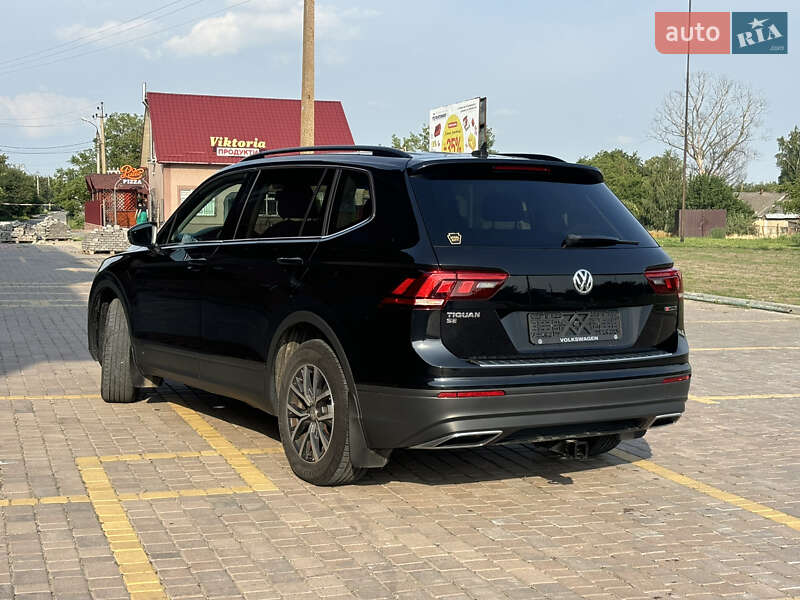 Внедорожник / Кроссовер Volkswagen Tiguan 2019 в Хмельницком