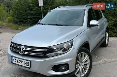 Позашляховик / Кросовер Volkswagen Tiguan 2012 в Києві