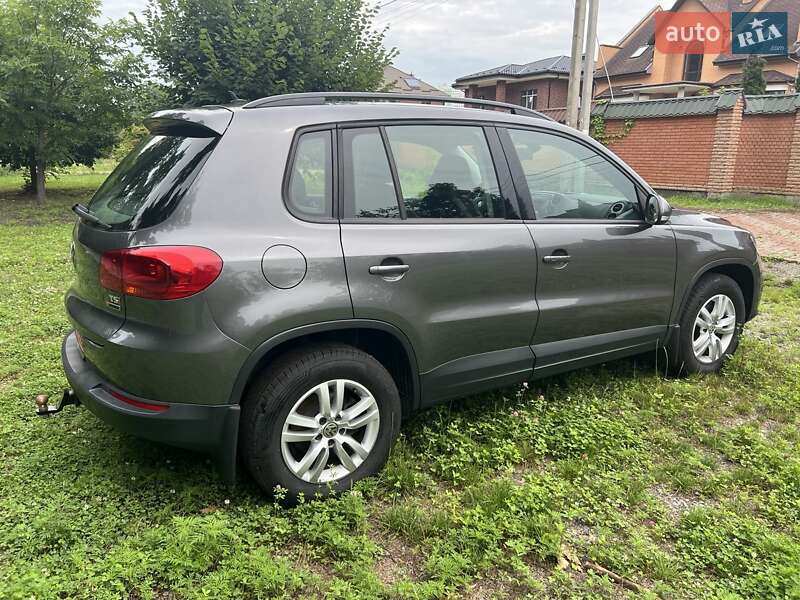 Внедорожник / Кроссовер Volkswagen Tiguan 2016 в Киеве
