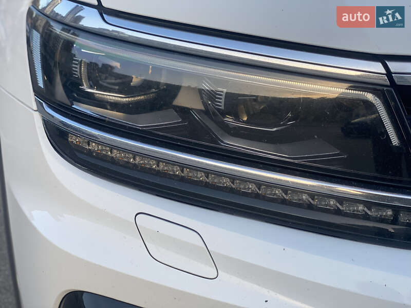 Внедорожник / Кроссовер Volkswagen Tiguan 2017 в Киеве