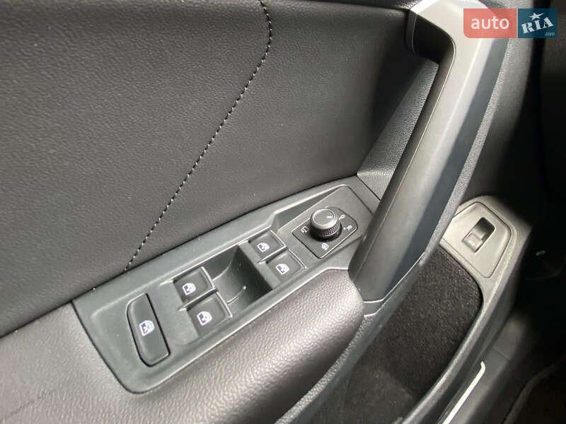Внедорожник / Кроссовер Volkswagen Tiguan 2022 в Ровно