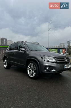 Позашляховик / Кросовер Volkswagen Tiguan 2012 в Києві