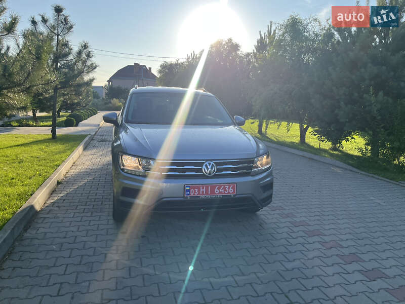 Внедорожник / Кроссовер Volkswagen Tiguan 2020 в Луцке