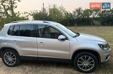 Позашляховик / Кросовер Volkswagen Tiguan 2011 в Дніпрі