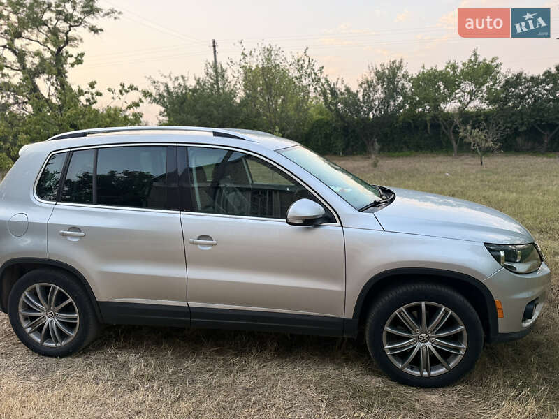 Volkswagen Tiguan 2011